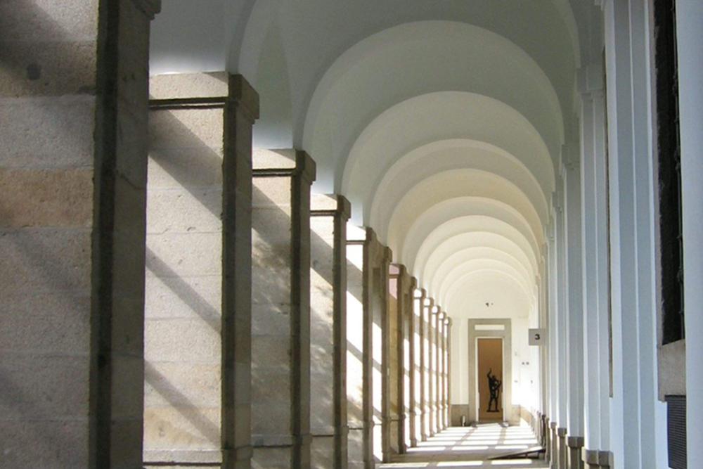 Museo Nacional Centro de Arte Reina Sofía - Image 2 of 5