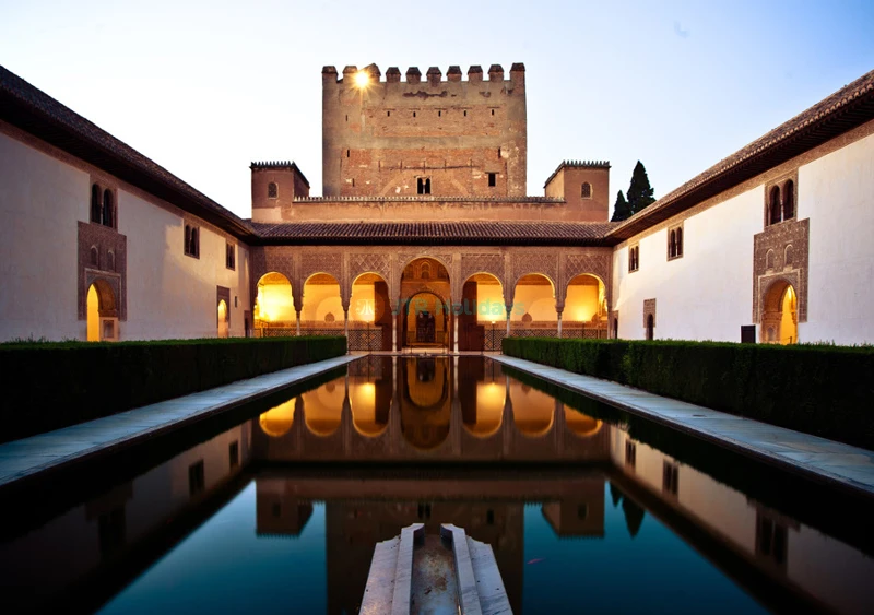 Alhambra Ticket in Granada