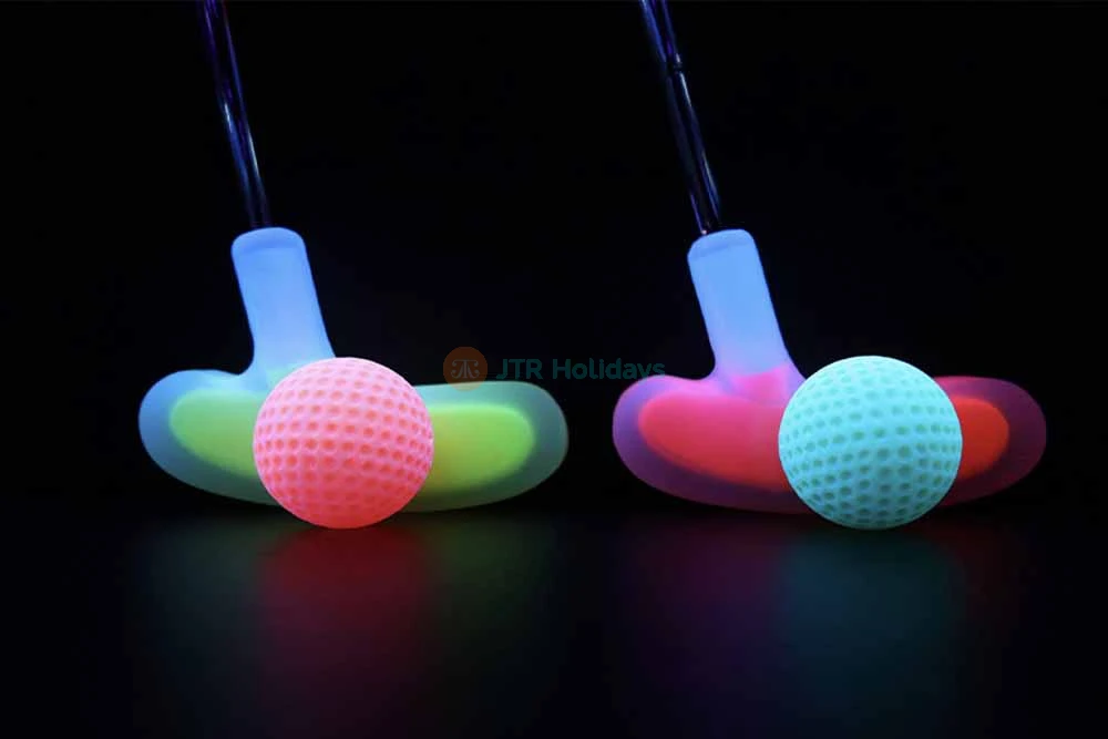 3D Blacklight Minigolf Dubai Tickets - Image 9 of 9