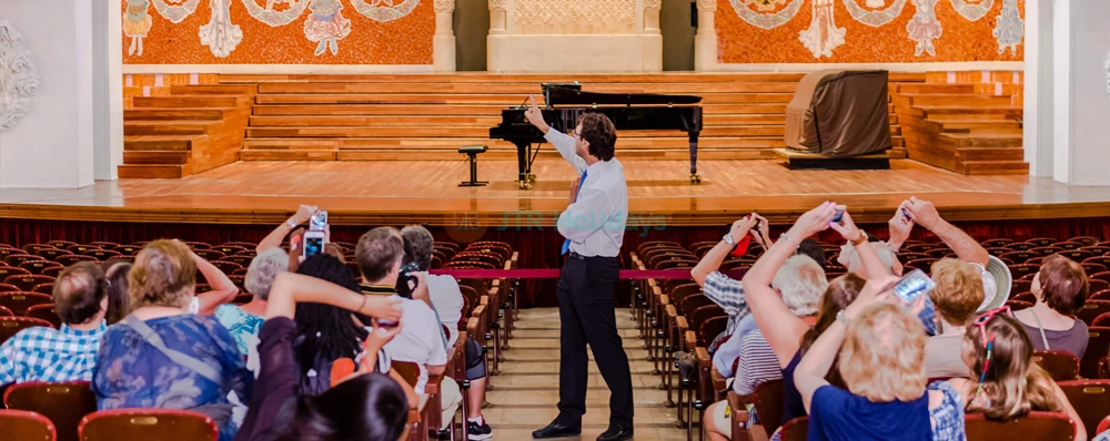 Palau de la Música Catalana Ticket in Barcelona | Skip the Line & Explore - JTR Holidays - Image 4 of 5