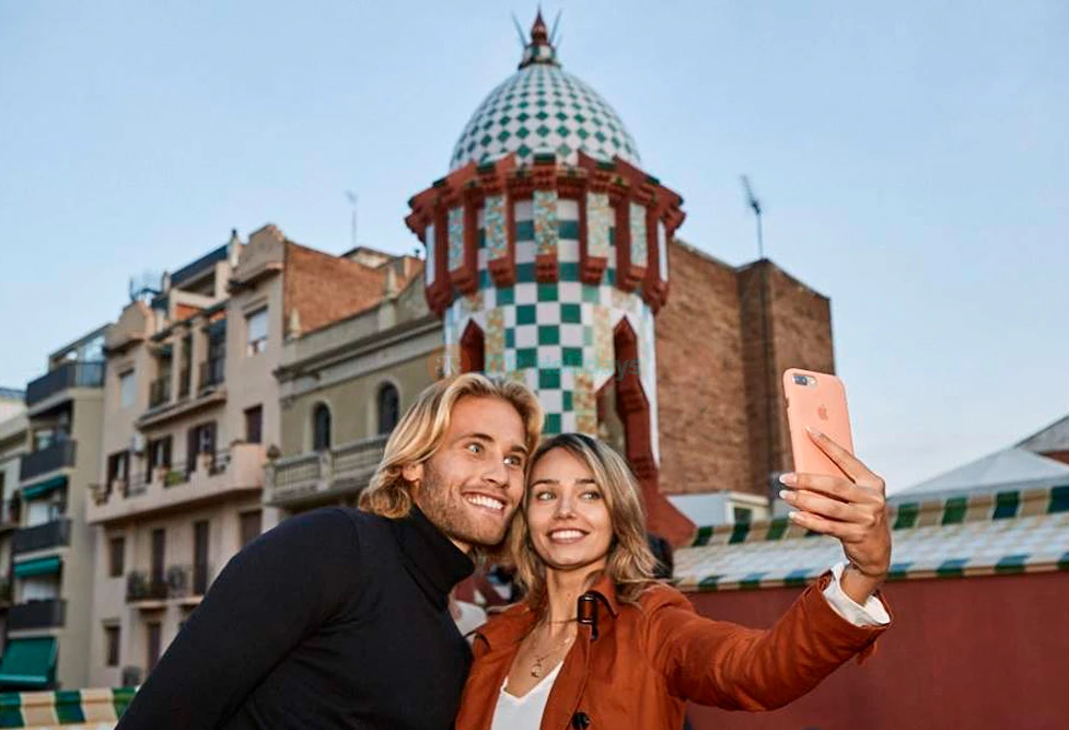 Casa Vicens Gaudí Ticket in Barcelona | Explore Gaudí’s First Masterpiece - JTR Holidays - Image 7 of 7