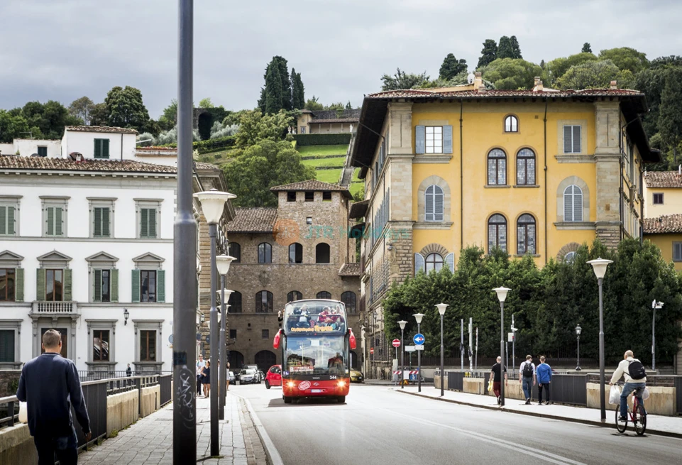 City Sightseeing Florence Hop-on Hop-off Bus Tour - Image 6 of 12