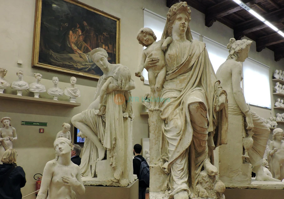 City Sightseeing Florence Hop-on Hop-off Bus Tour - Image 10 of 12