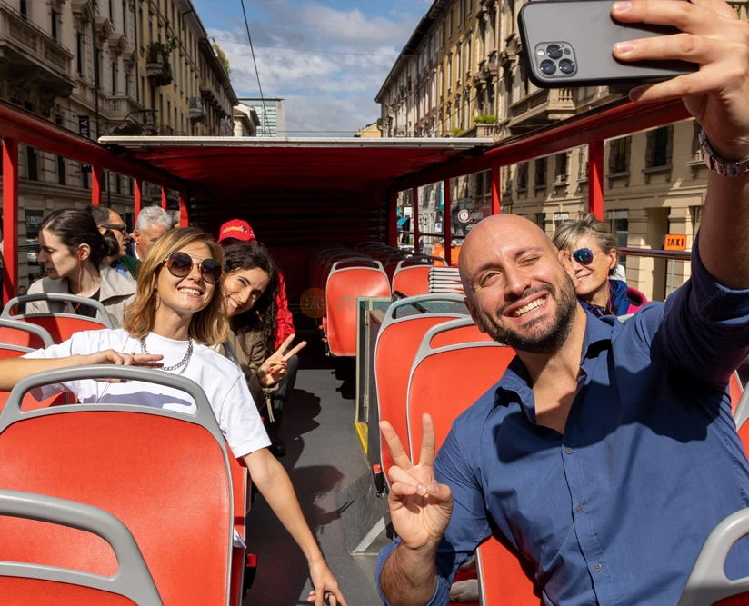 City Sightseeing Milan Hop-on Hop-off Bus Tour - Image 2 of 5
