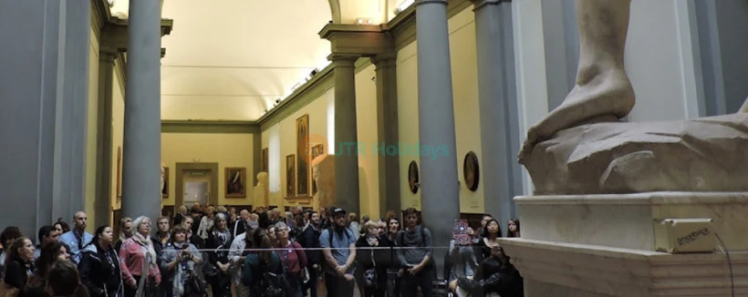 Accademia Gallery Ticket in Florence - Get your Accademia Gallery ticket in Florence and admire Michelangelo’s David. Skip the long lines and explore Renaissance masterpieces. Discover artworks by Botticelli, Ghirlandaio, and more. Book now for a seamless visit to this iconic museum. Accademia Gallery Ticket in Florence - Image 3 of 5