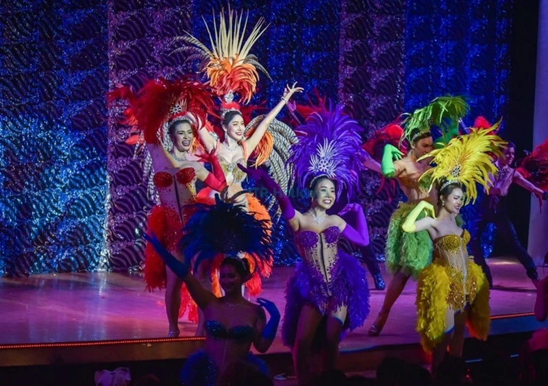 Golden Dome Cabaret Show