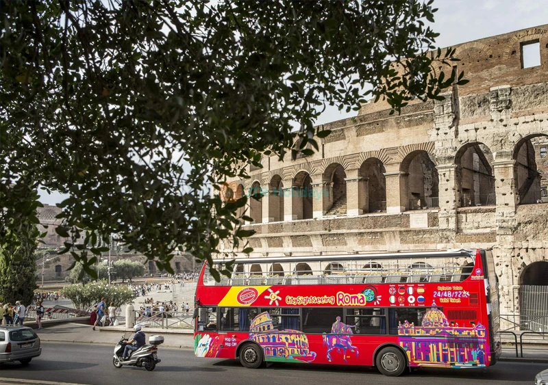 Rome Hop-On Hop-Off Bus by City Sightseeing