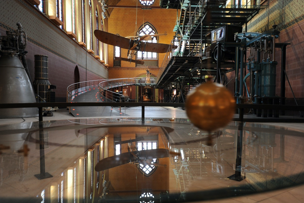 Musee des Arts et Metiers - Image 1 of 5