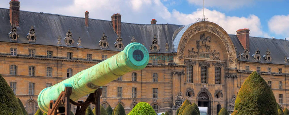 Musée de l'Armée Ticket – Skip-the-Line Entry to Paris Army Museum & Napoleon’s Tomb - JTR Holidays - Image 3 of 5