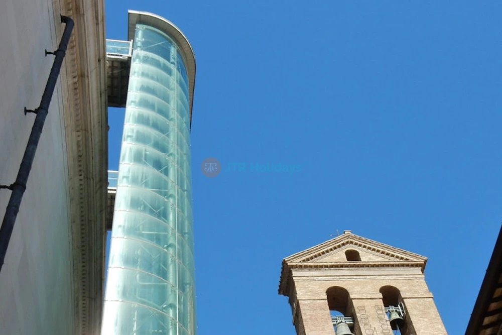 Altar of the Fatherland Elevator Ticket – Rome's Panoramic Viewpoint - JTR Holidays - Image 6 of 6