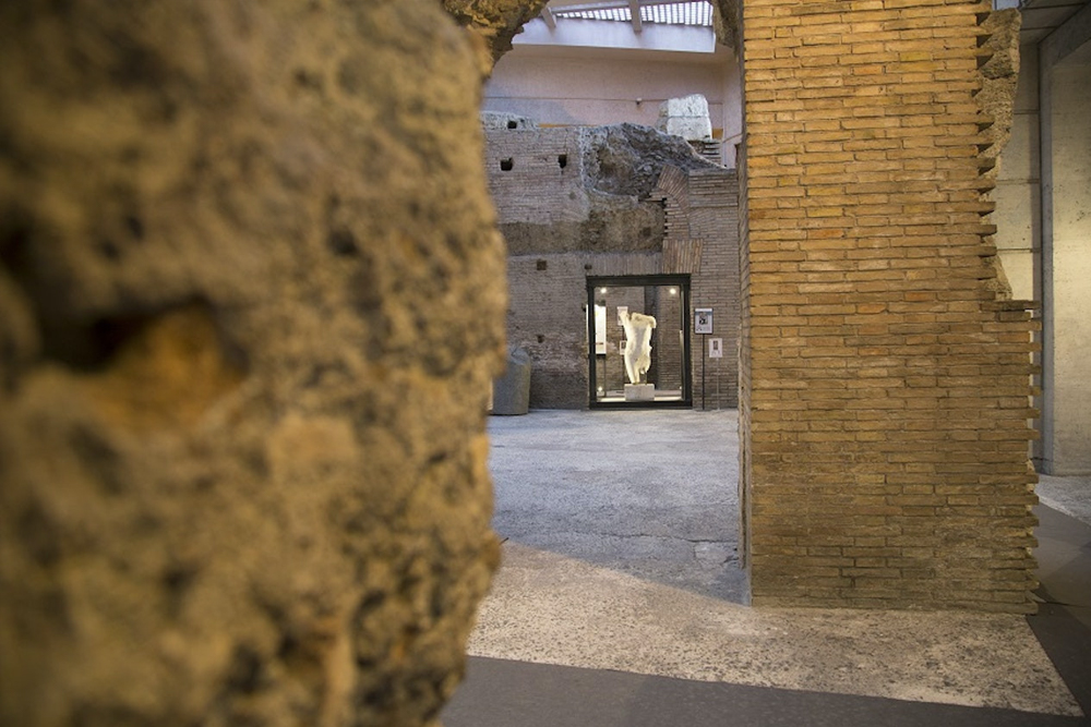 罗马纳沃纳广场地下票 - Image 3 of 6