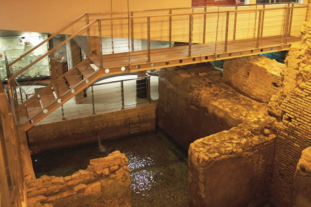 Trevi District Underground Ticket in Rome - Image 3 of 5