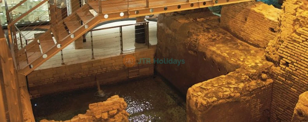 Trevi District Underground Ticket in Rome - Image 3 of 5