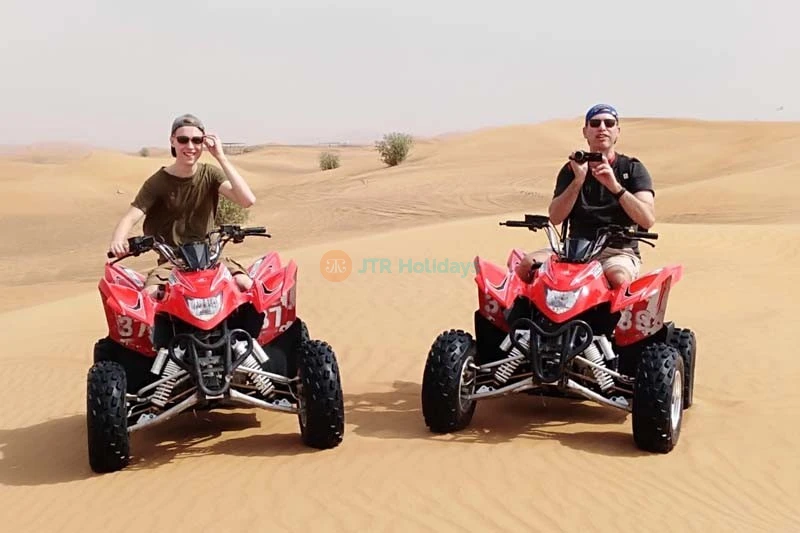 Safari nel deserto mattutino di Dubai con Quad Bike