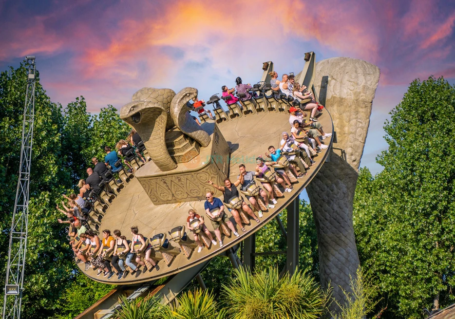 Chessington World of Adventures Ticket  Theme Park, Zoo & SEA LIFE Access - JTR Holidays - Image 7 of 10