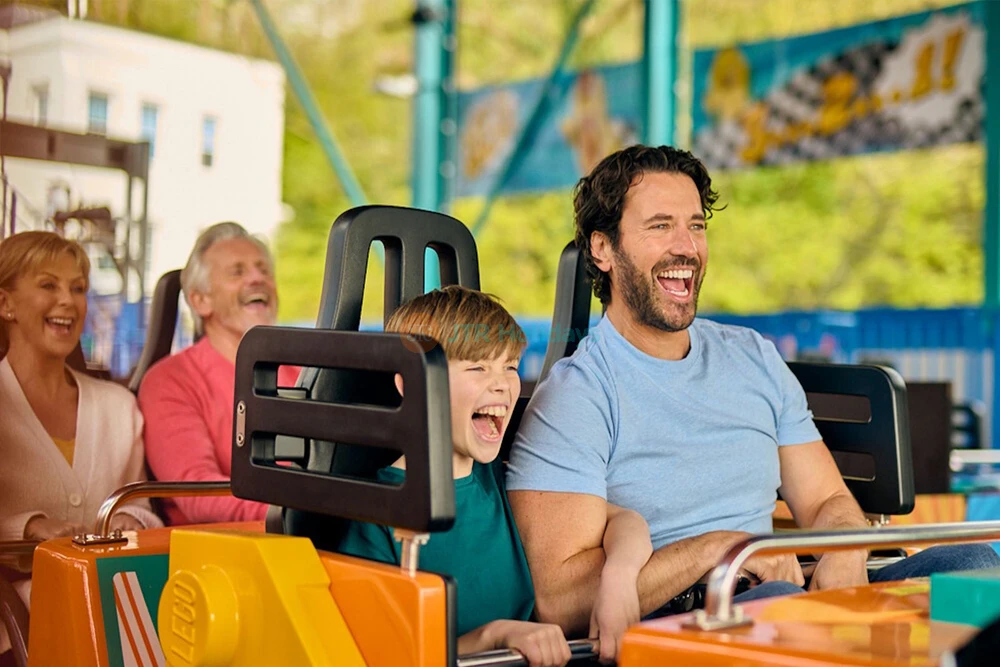 LEGOLAND® Windsor Resort London | Family Theme Park Adventure - JTR Holidays - Image 8 of 9