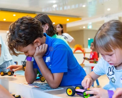 OliOli Children's Museum Dubai - OliOli Children's Museum Dubai is a unique indoor play space where kids learn through fun, hands-on activities. Designed to spark creativity and curiosity, the museum offers interactive exhibits that inspire positive play and family bonding. Discover one of the best children’s attractions in Dubai for educational and imaginative fun. OliOli Children's Museum Dubai - Image 2 of 5