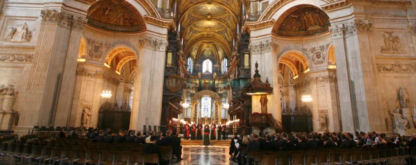 Total London Experience - Discover the best of the city with the Total London Experience, a full-day guided tour that covers London’s most iconic attractions. Visit famous landmarks like Buckingham Palace, the Tower of London, St. Paul’s Cathedral, and the London Eye. Enjoy a scenic Thames River cruise and witness the Changing of the Guard ceremony. The Total London Experience offers a perfect mix of history, culture, and sightseeing, making it ideal for first-time visitors or anyone wanting to explore the highlights of London in just one day. Total London Experience - Image 4 of 5